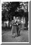Dad&Momwed.jpg (82865 bytes)